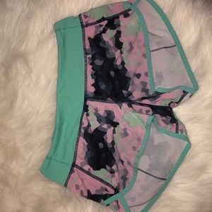 Lululemon Speed up Short 2.5”